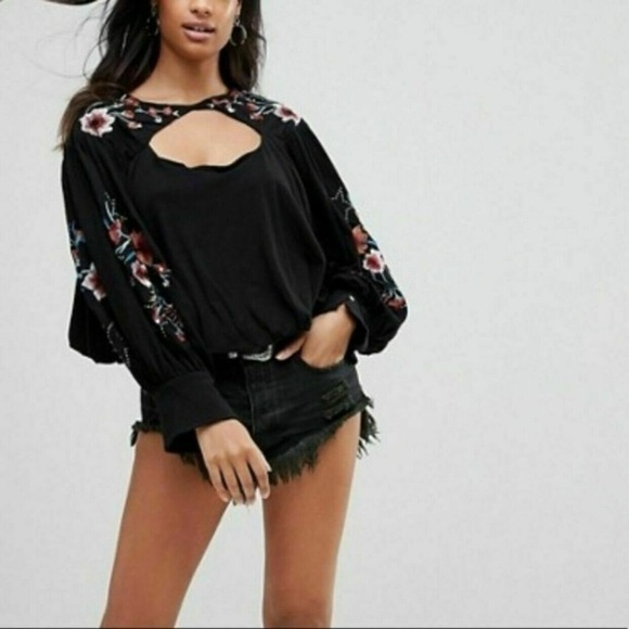 FREE PEOPLE Lita Embroidered Top Fairy Goth Cutout Balloon Sleeve Boho Black S - Picture 4 of 16